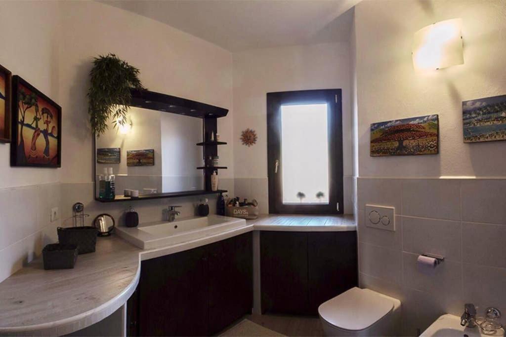 Appartamento Due Passi Dal Mare - La Marmorata Santa Teresa Gallura Exterior photo